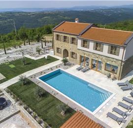 5 bedroom villa with heated pool near Momjan, Istria, sleep 12